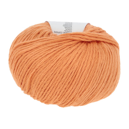 1111_0059_LANGYARNS_AmiraLight_4_Print.jpg