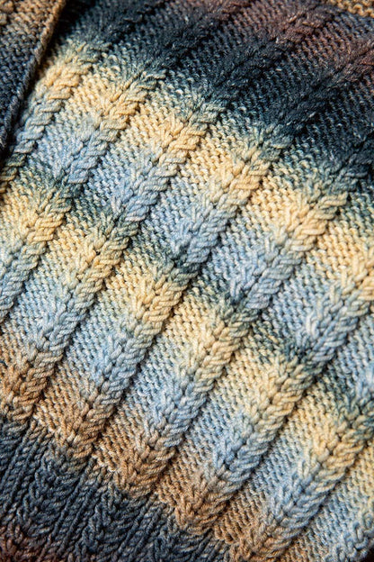 Gilet enfant à torsades - fil Merino 120 dégradé - Modèle 3 PUNTO 53 - détail point