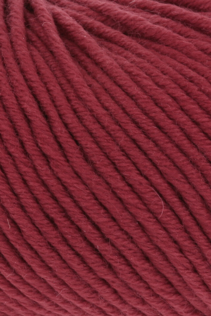 Premium Merino Blend for Ultimate Comfort