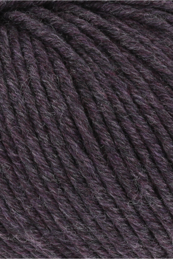 Premium Merino Blend for Ultimate Comfort