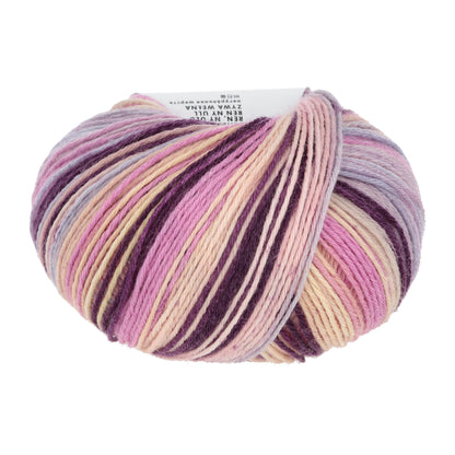 155_0385_LANGYARNS_Merino200BebeColor_4_Print.jpg