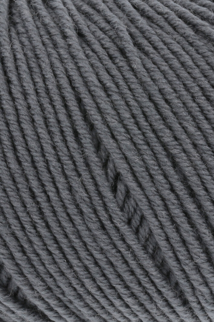 Premium Merino 150 Wool Blend for Ultimate Comfort and Style
