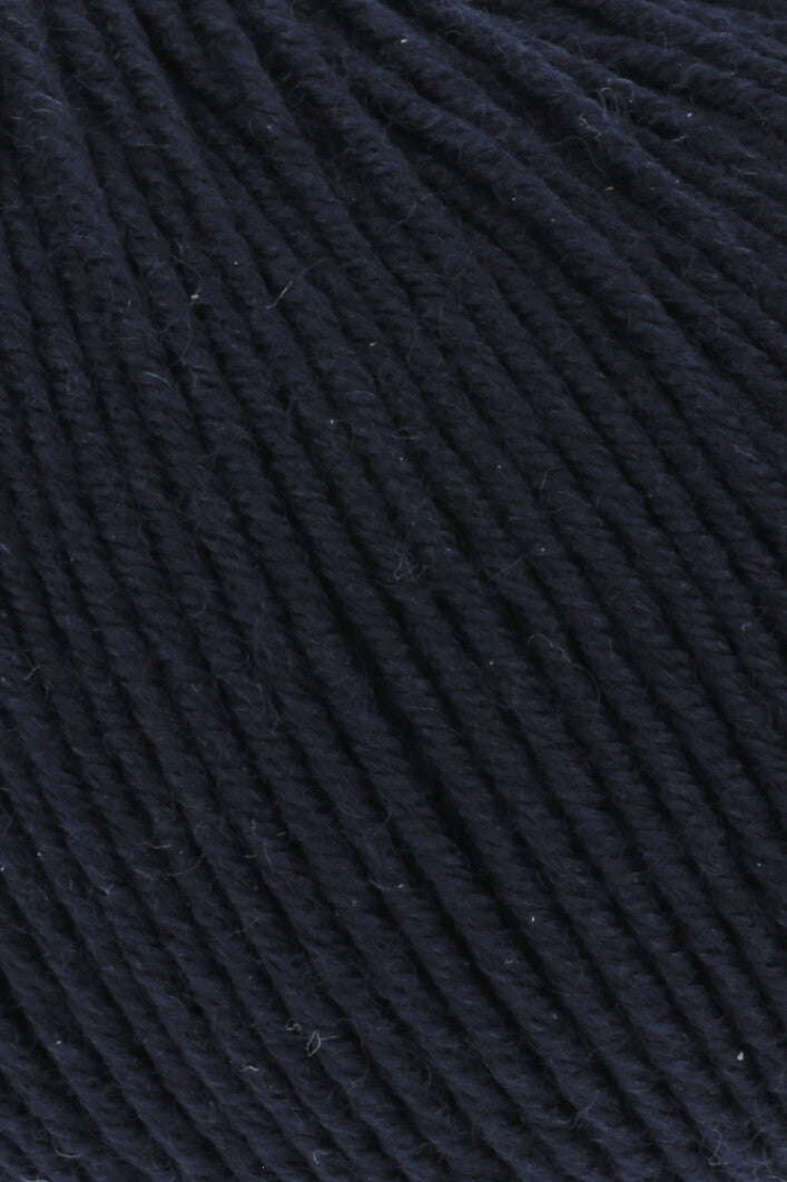 Premium Merino 150 Wool Blend for Ultimate Comfort and Style