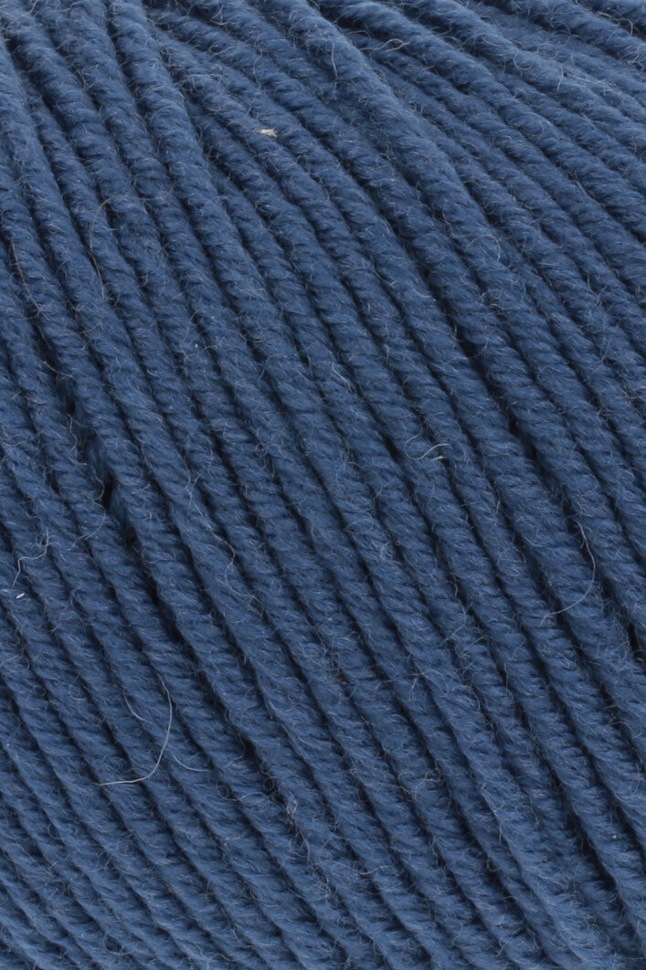 Premium Merino 150 Wool Blend for Ultimate Comfort and Style
