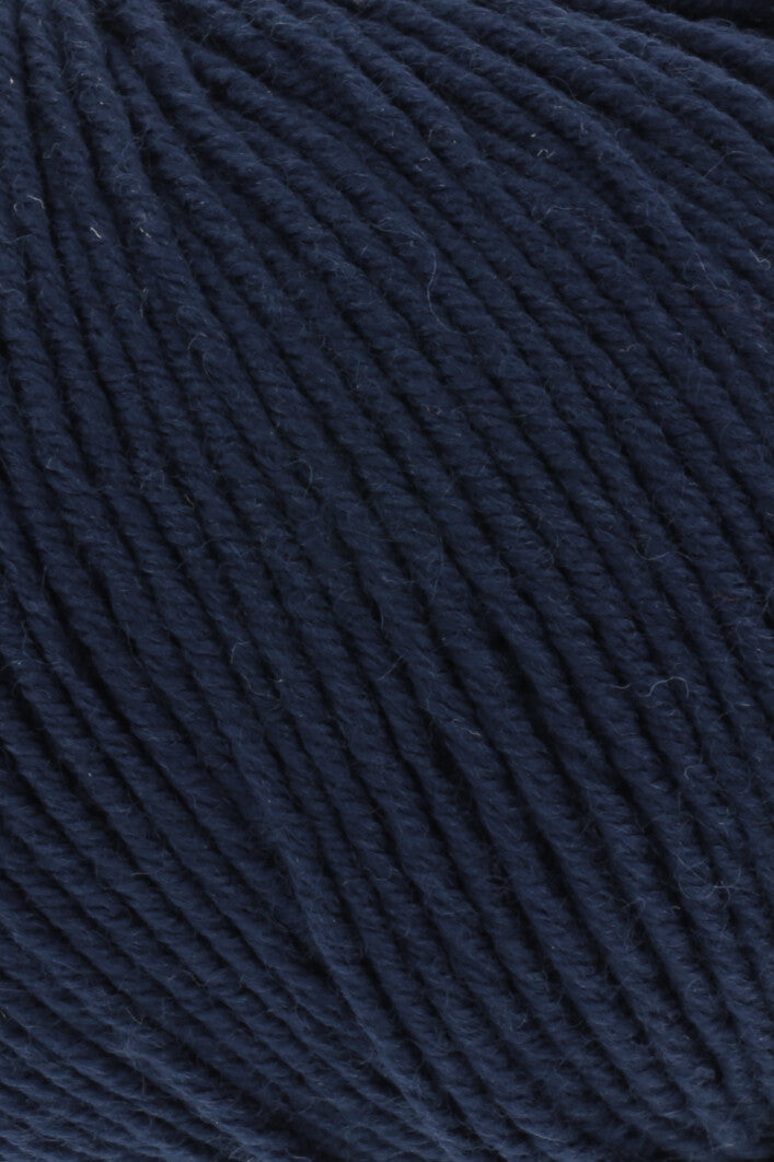 Premium Merino 150 Wool Blend for Ultimate Comfort and Style