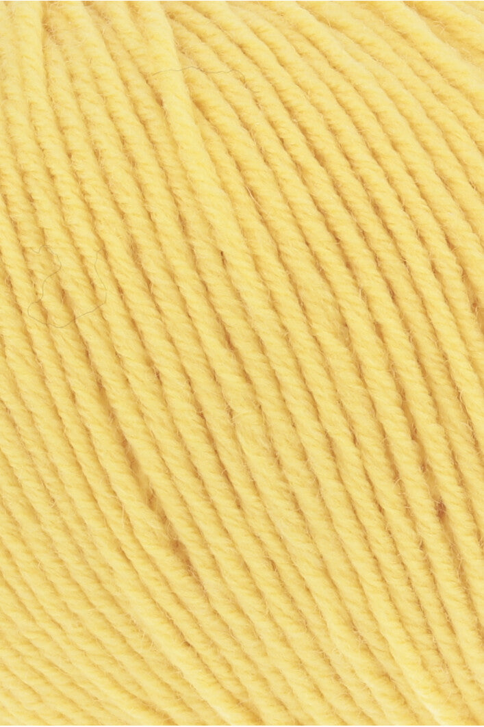 Premium Merino 150 Wool Blend for Ultimate Comfort and Style