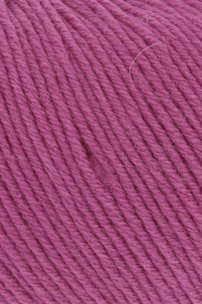 Premium Merino 150 Wool Blend for Ultimate Comfort and Style