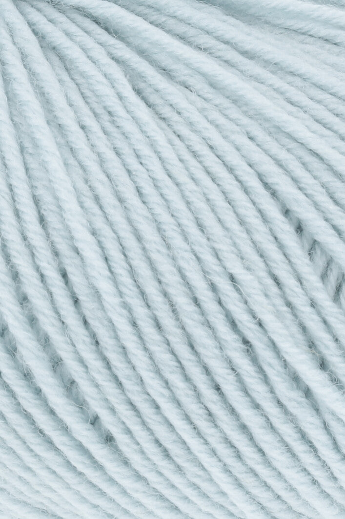 Premium Merino 150 Wool Blend for Ultimate Comfort and Style