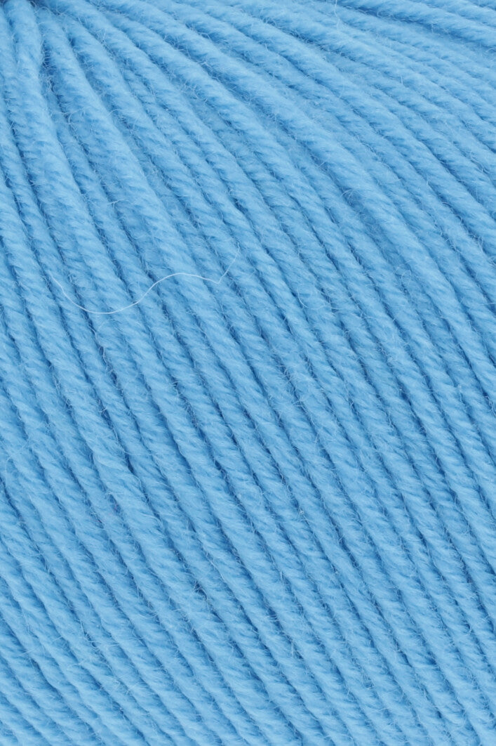 Premium Merino 150 Wool Blend for Ultimate Comfort and Style