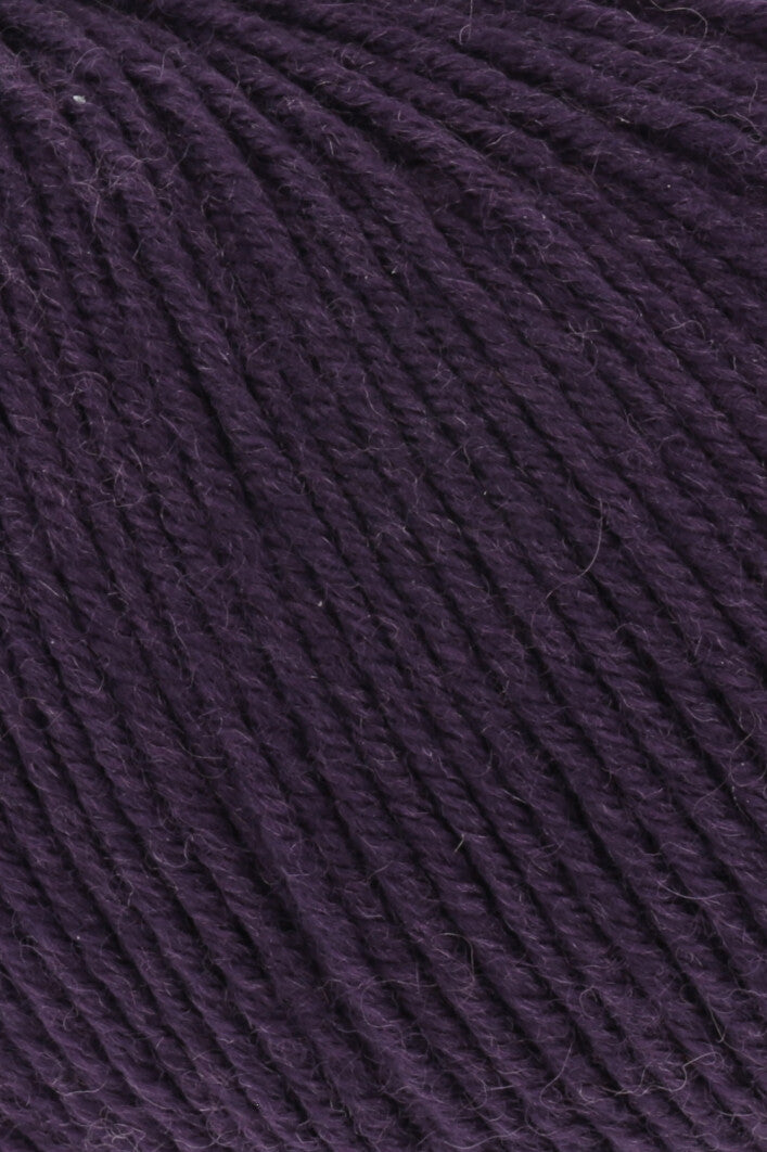 Premium Merino 150 Wool Blend for Ultimate Comfort and Style