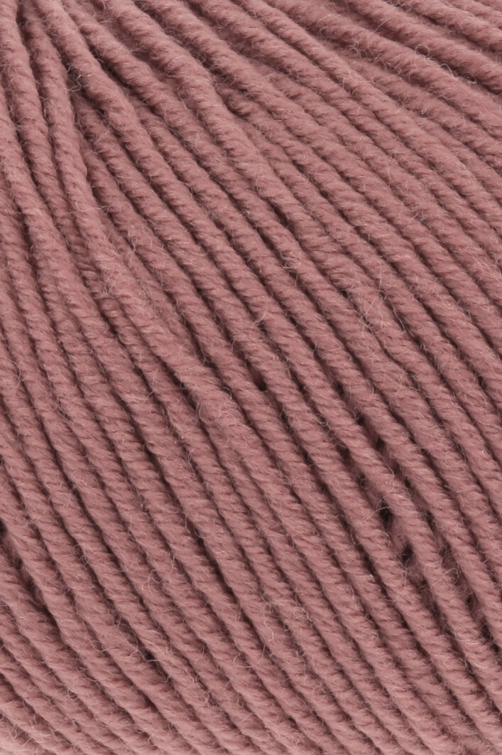 Premium Merino 150 Wool Blend for Ultimate Comfort and Style
