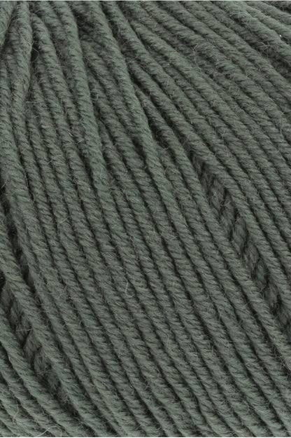 Premium Merino 150 Wool Blend for Ultimate Comfort and Style