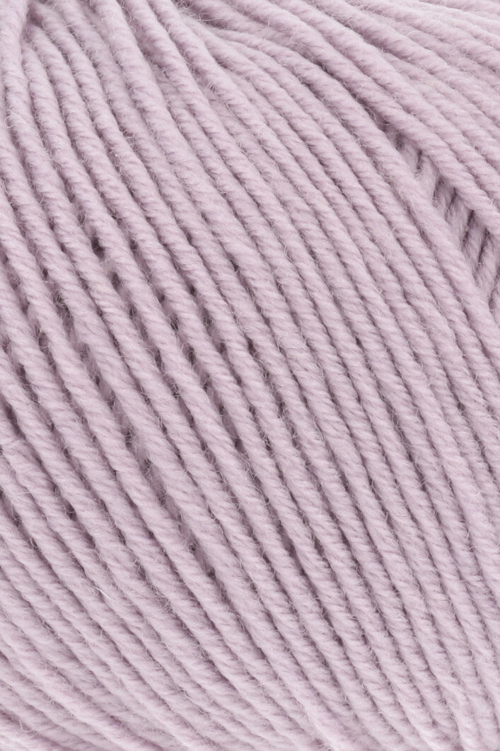Premium Merino 150 Wool Blend for Ultimate Comfort and Style