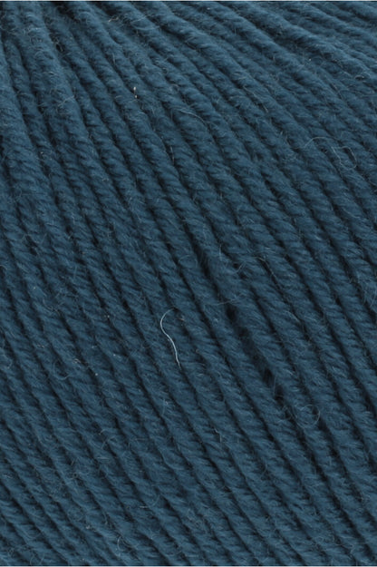 Premium Merino 150 Wool Blend for Ultimate Comfort and Style