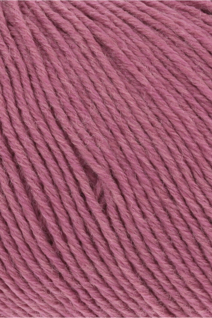 Premium Merino 150 Wool Blend for Ultimate Comfort and Style