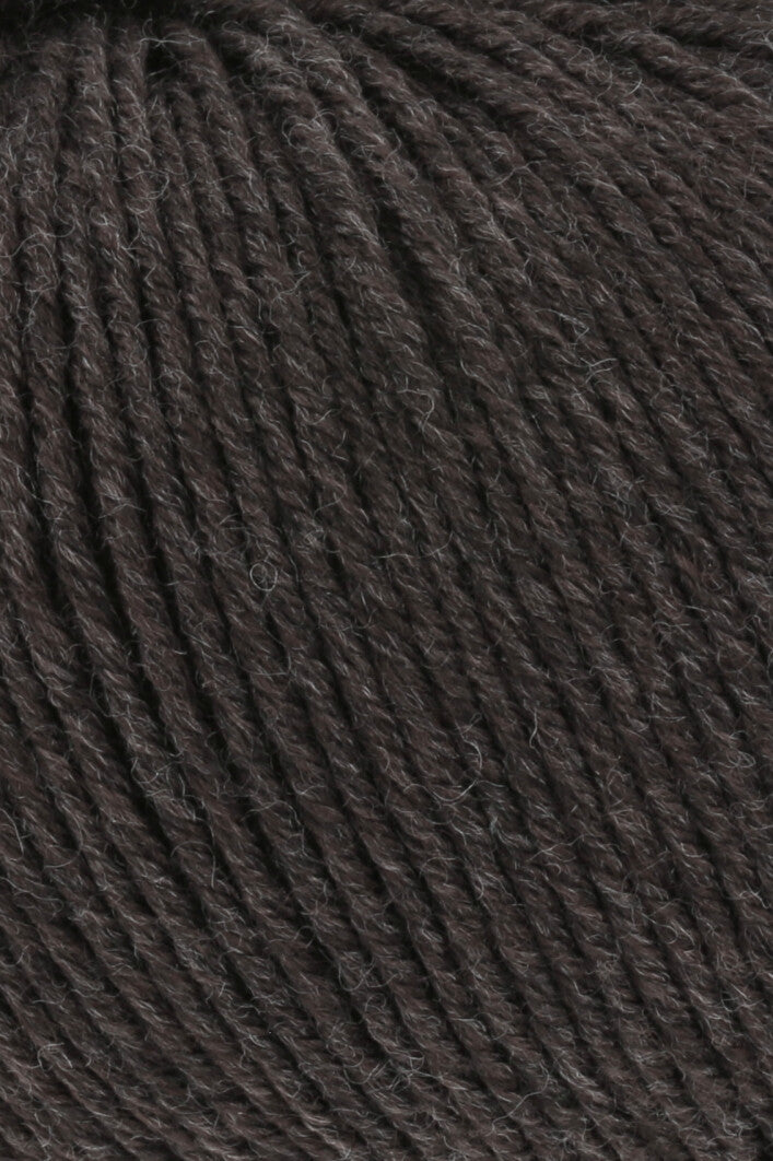 Premium Merino 150 Wool Blend for Ultimate Comfort and Style
