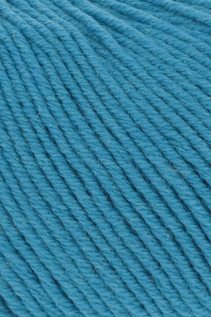 Premium Merino 150 Wool Blend for Ultimate Comfort and Style