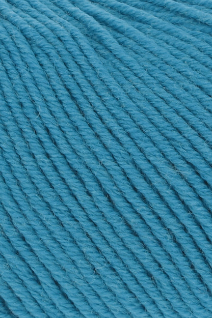 Premium Merino 150 Wool Blend for Ultimate Comfort and Style