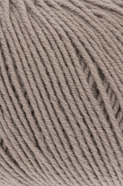 Premium Merino 150 Wool Blend for Ultimate Comfort and Style