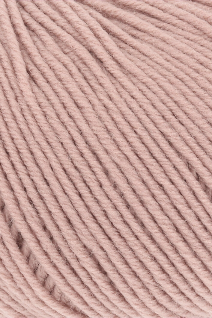 Premium Merino 150 Wool Blend for Ultimate Comfort and Style