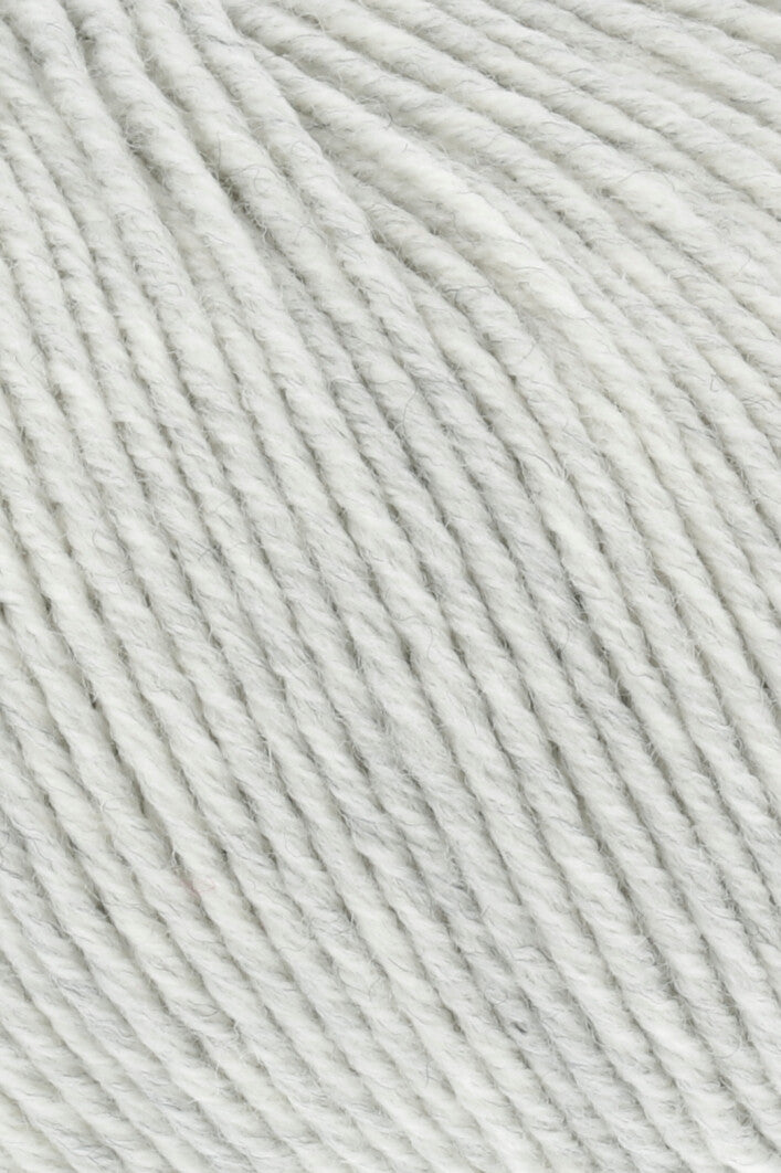 Premium Merino 150 Wool Blend for Ultimate Comfort and Style