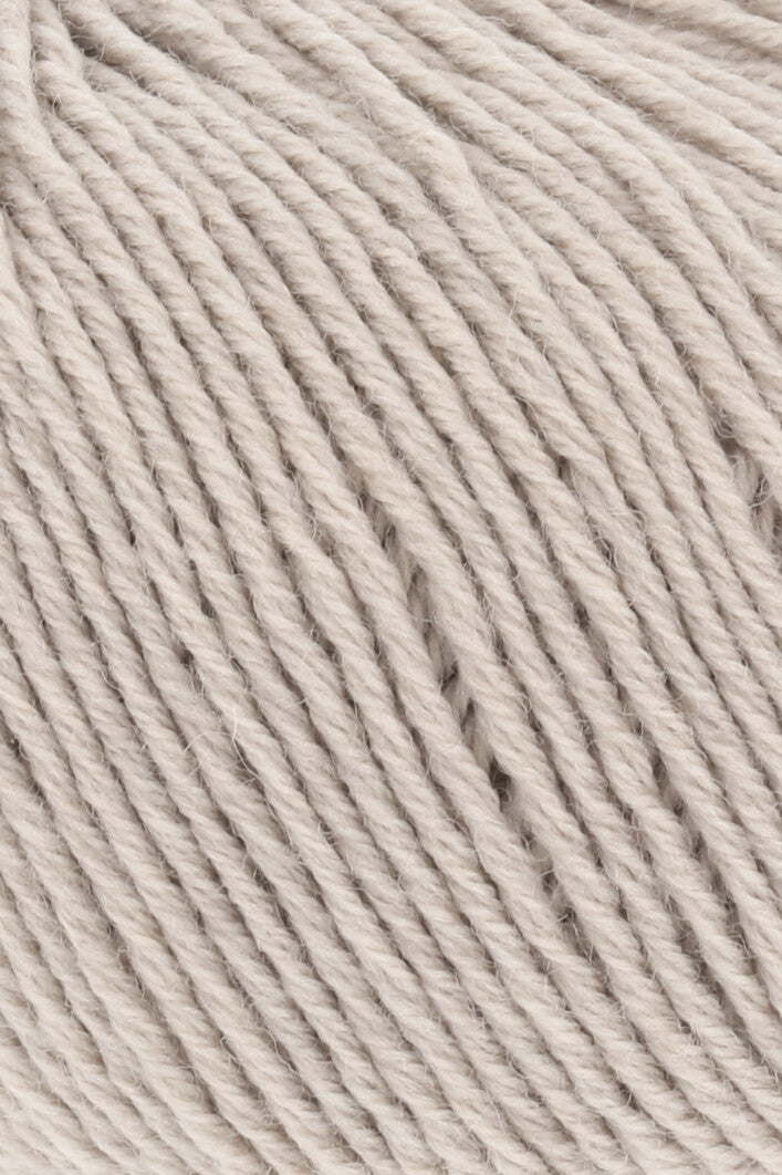 Premium Merino 150 Wool Blend for Ultimate Comfort and Style