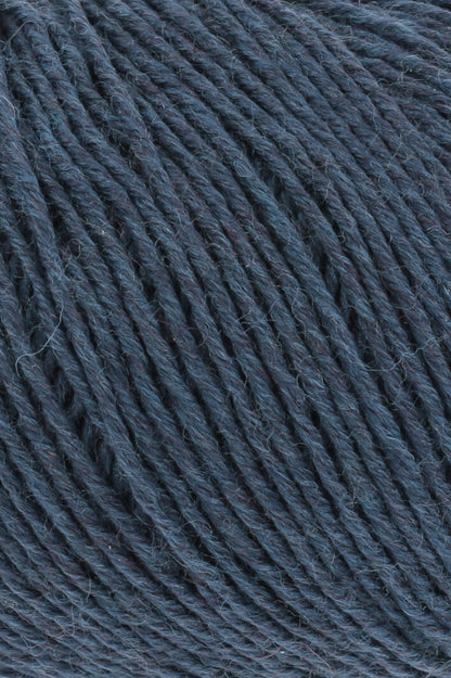 Premium Merino 150 Wool Blend for Ultimate Comfort and Style