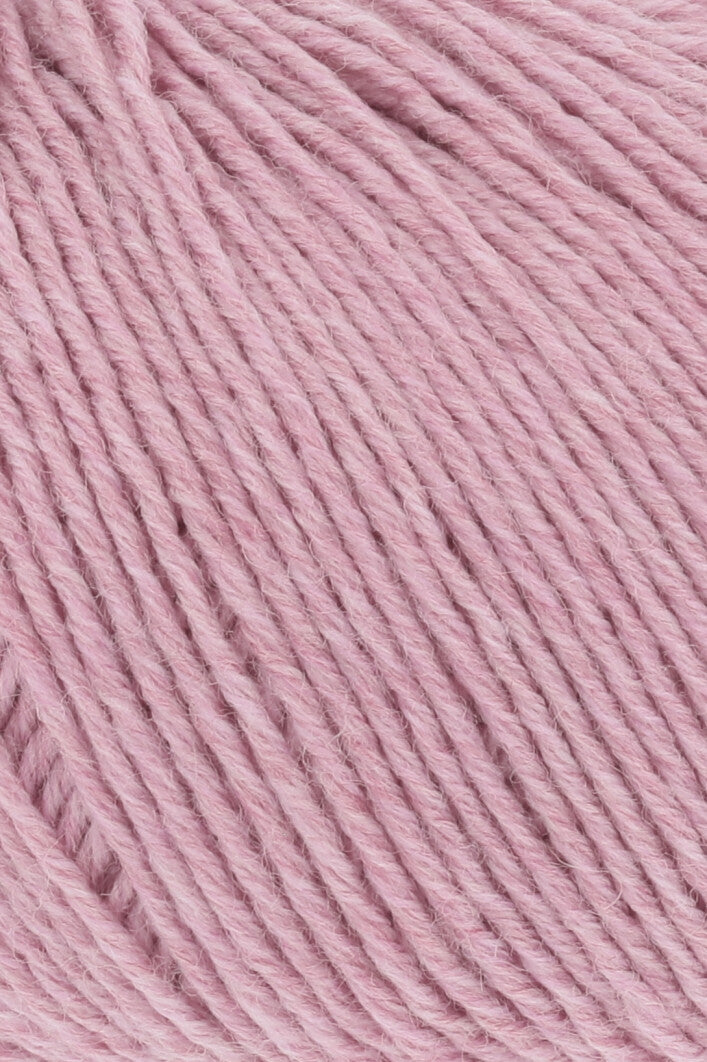 Premium Merino 150 Wool Blend for Ultimate Comfort and Style
