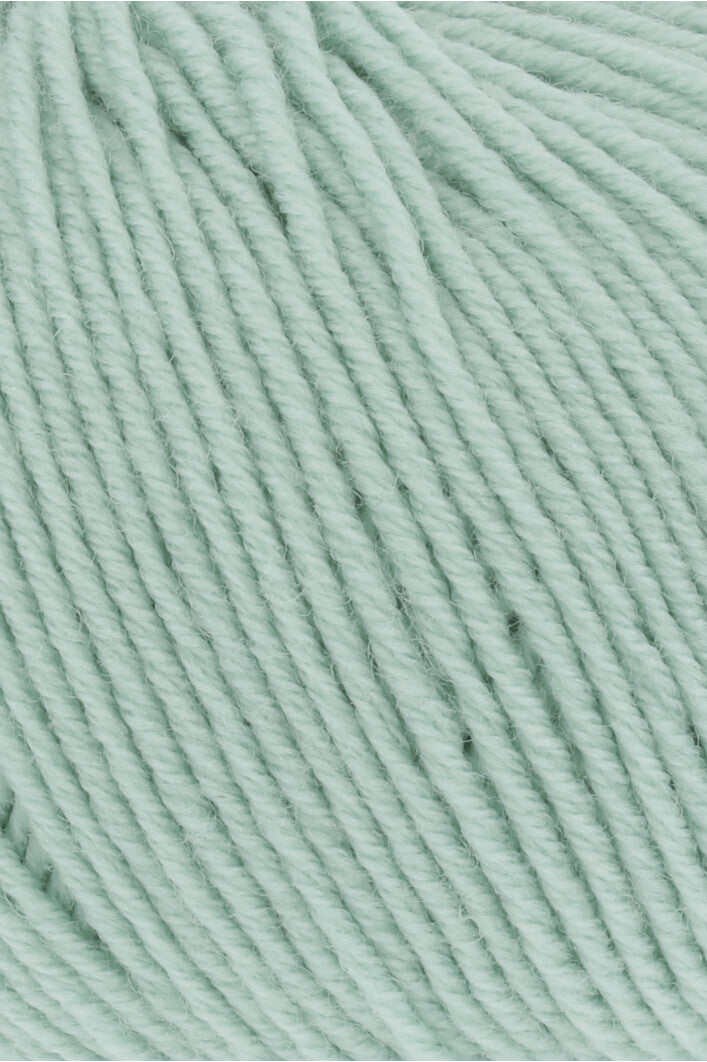 Premium Merino 150 Wool Blend for Ultimate Comfort and Style