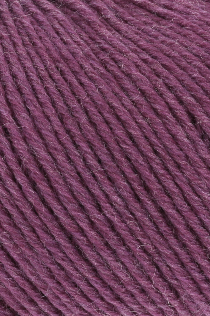 Premium Merino 150 Wool Blend for Ultimate Comfort and Style
