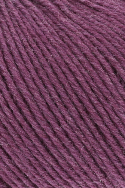 Premium Merino 150 Wool Blend for Ultimate Comfort and Style