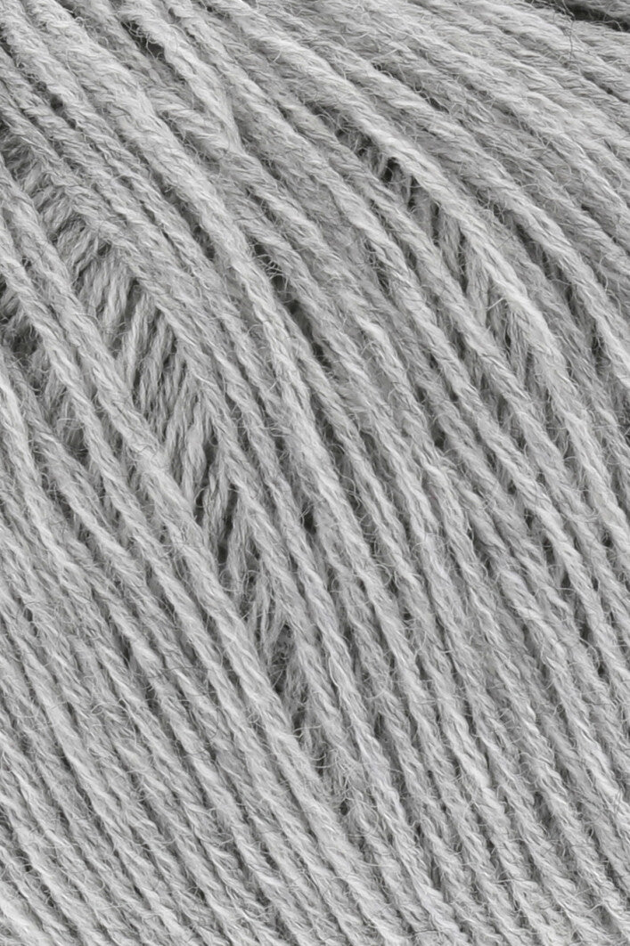 Exquisite 100% Merino Wool - Merino 400 Lace Yarn Ball