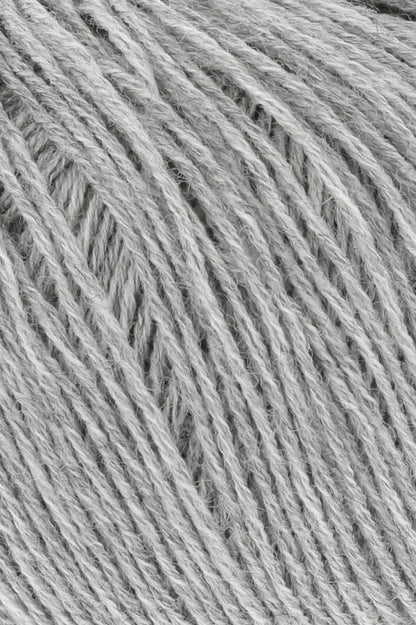 Exquisite 100% Merino Wool - Merino 400 Lace Yarn Ball