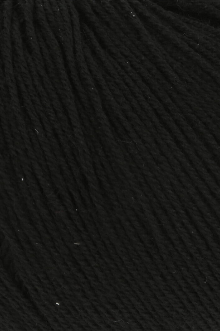 Exquisite 100% Merino Wool - Merino 400 Lace Yarn Ball