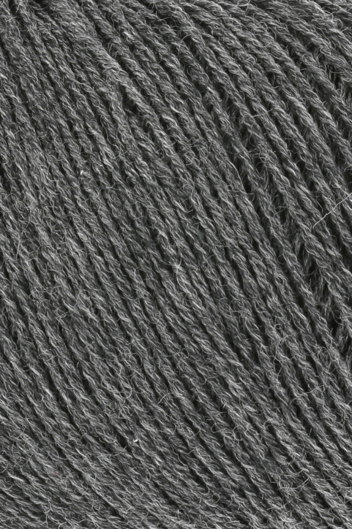 Exquisite 100% Merino Wool - Merino 400 Lace Yarn Ball