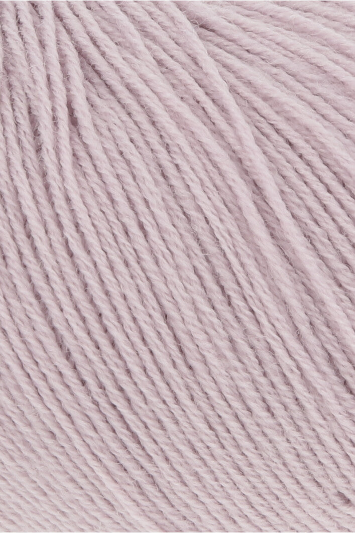 Exquisite 100% Merino Wool - Merino 400 Lace Yarn Ball