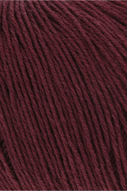 Exquisite 100% Merino Wool - Merino 400 Lace Yarn Ball