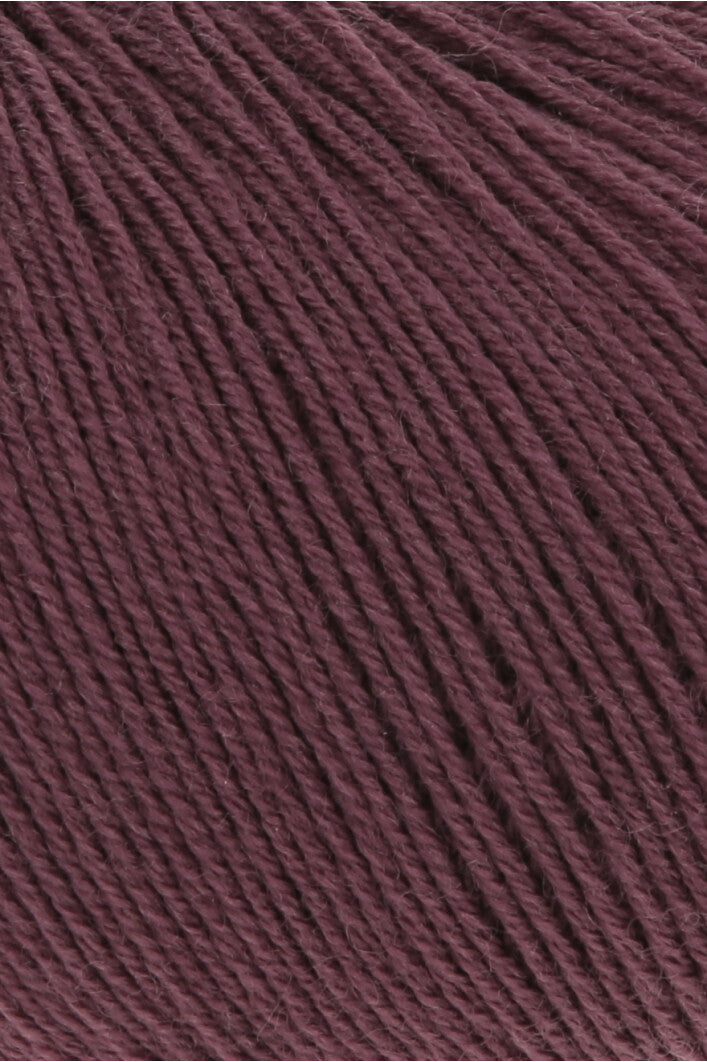 Exquisite 100% Merino Wool - Merino 400 Lace Yarn Ball
