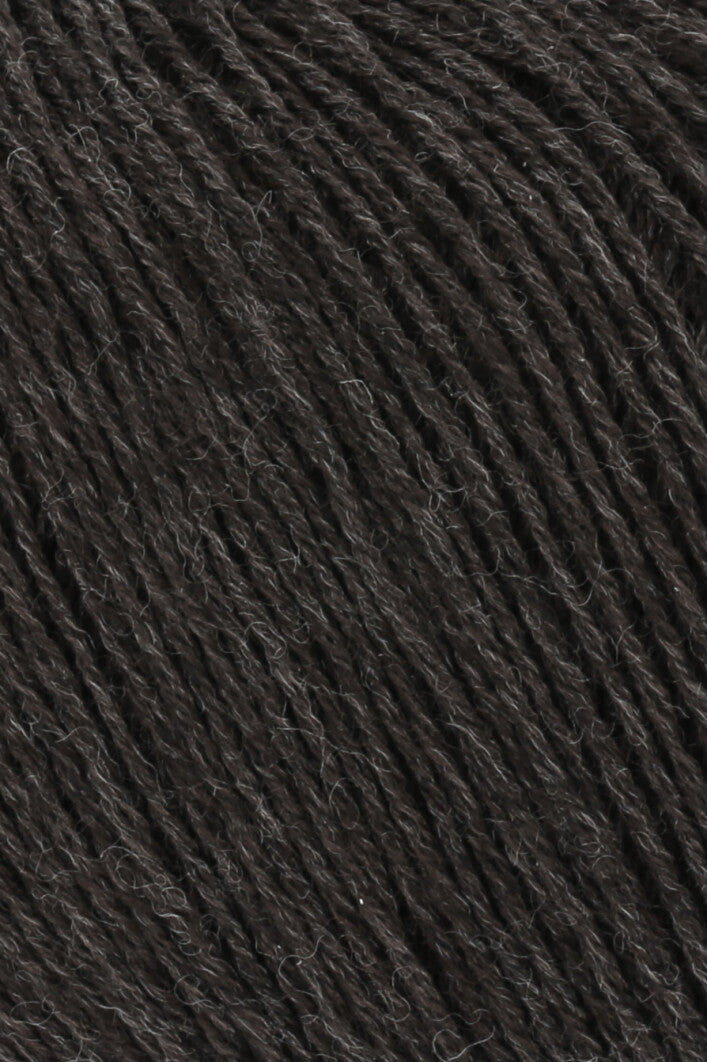 Exquisite 100% Merino Wool - Merino 400 Lace Yarn Ball