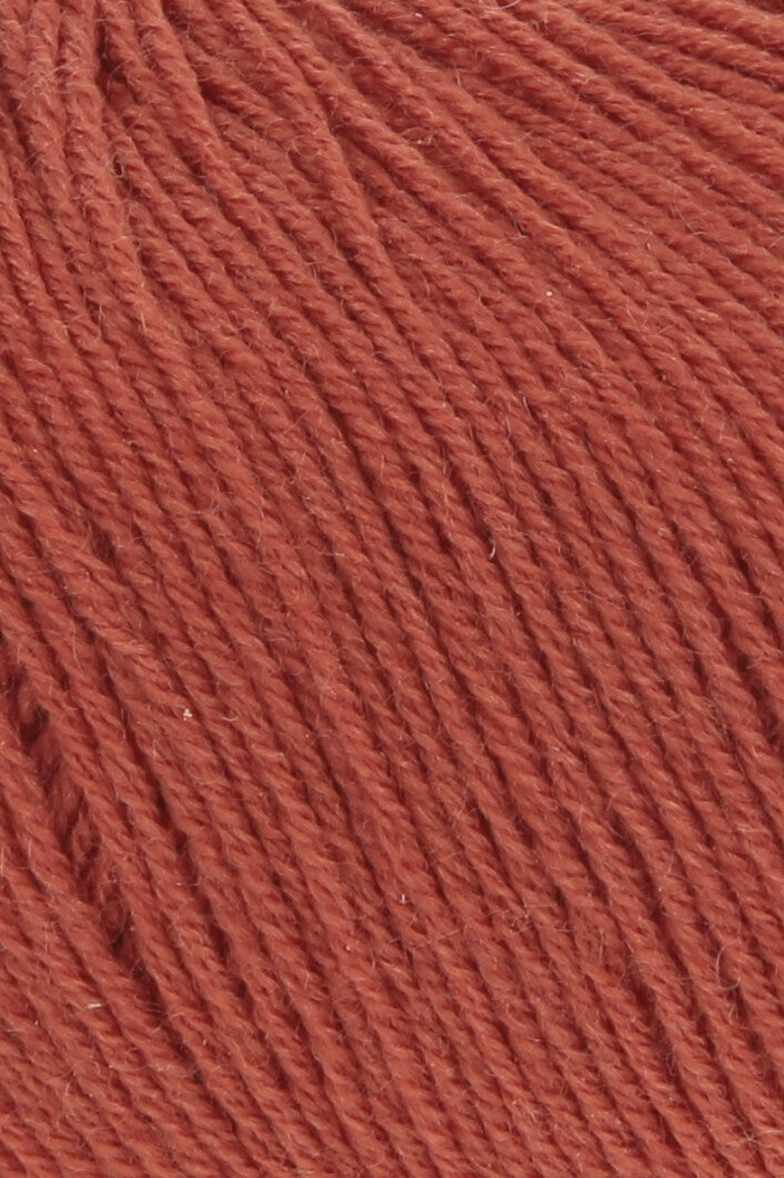 Exquisite 100% Merino Wool - Merino 400 Lace Yarn Ball