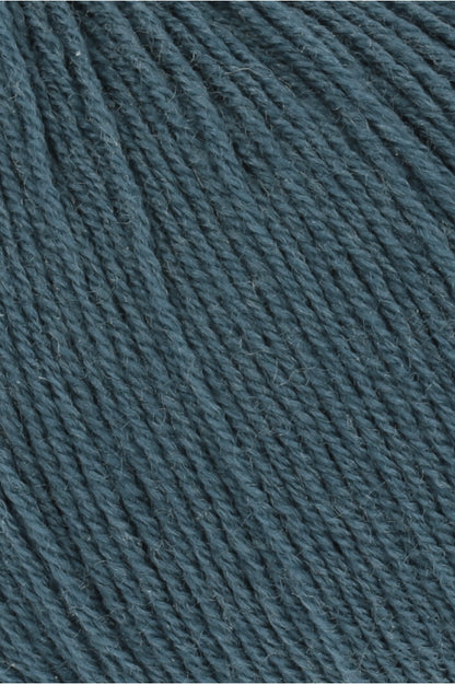 Exquisite 100% Merino Wool - Merino 400 Lace Yarn Ball