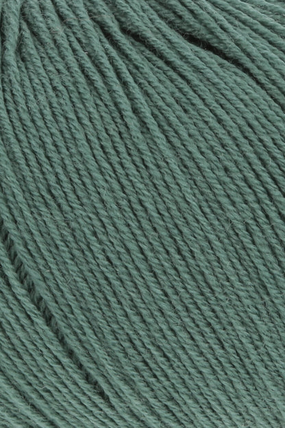 Exquisite 100% Merino Wool - Merino 400 Lace Yarn Ball