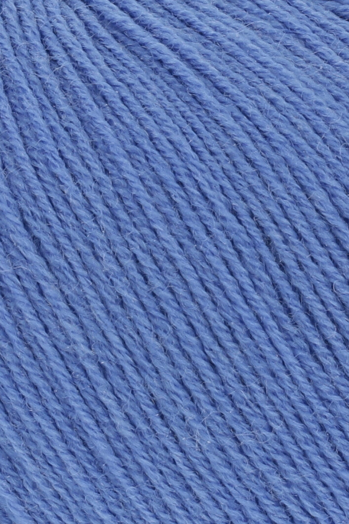 Exquisite 100% Merino Wool - Merino 400 Lace Yarn Ball
