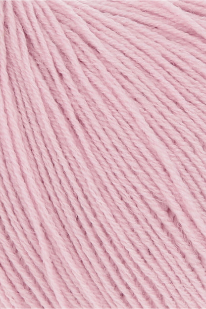 Exquisite 100% Merino Wool - Merino 400 Lace Yarn Ball