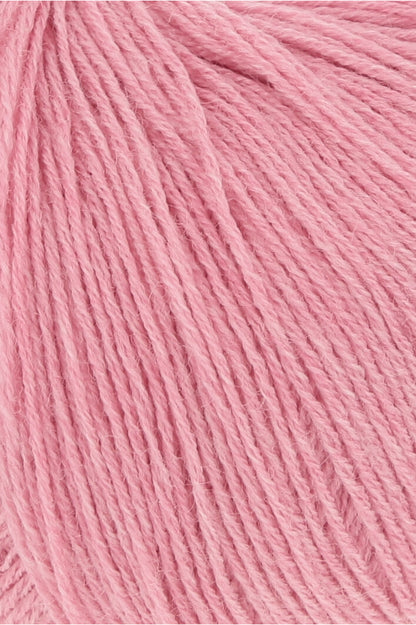 Exquisite 100% Merino Wool - Merino 400 Lace Yarn Ball