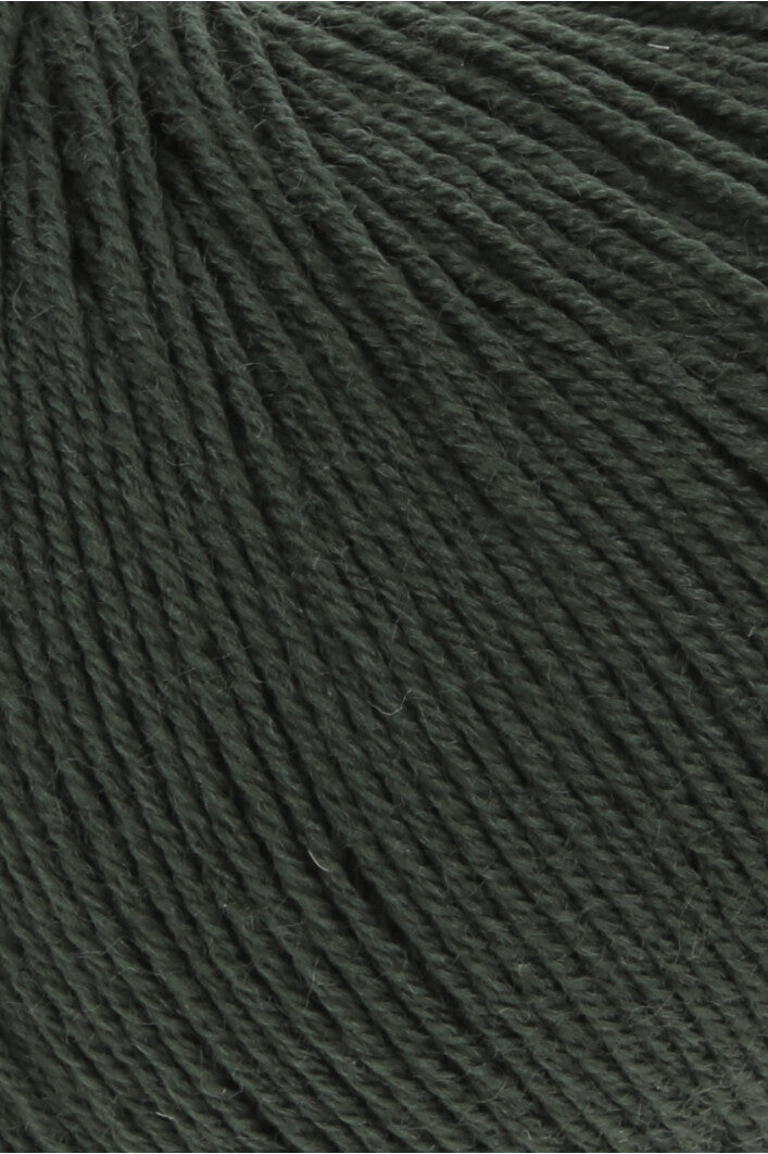 Exquisite 100% Merino Wool - Merino 400 Lace Yarn Ball