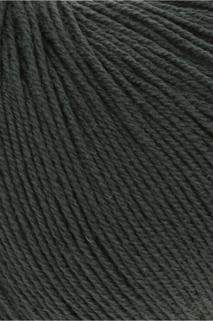 Exquisite 100% Merino Wool - Merino 400 Lace Yarn Ball