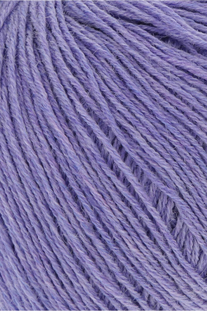 Exquisite 100% Merino Wool - Merino 400 Lace Yarn Ball