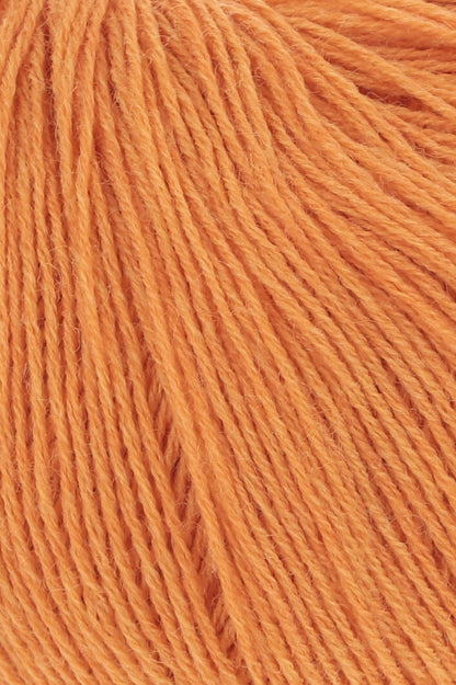 Exquisite 100% Merino Wool - Merino 400 Lace Yarn Ball