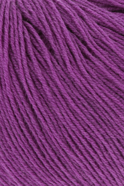 Exquisite 100% Merino Wool - Merino 400 Lace Yarn Ball